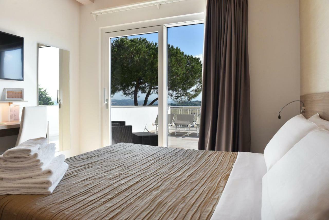 Casablanca Hotel Civitanova Marche Eksteriør billede